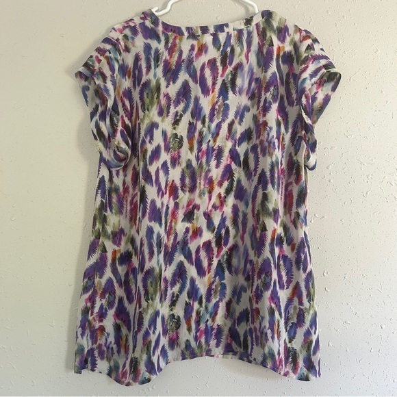 Cabi Colorful Rainbow Lightweight Short Sleeve Blouse Casual Summer Large - Picture 4 of 7